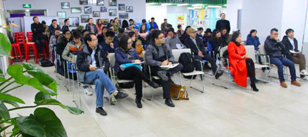 【清华“校长杯”赛前培训】只有一分钟，你能打动投资人吗？