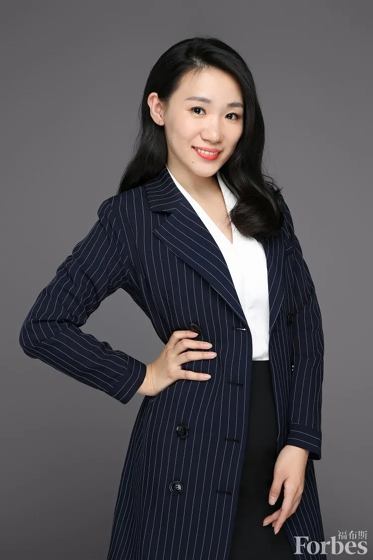 句子互动创始人李佳芮：“做着做着，风口就砸向了我” | Forbes U30